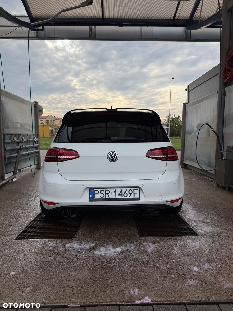 Volkswagen Golf 2015 photo 2