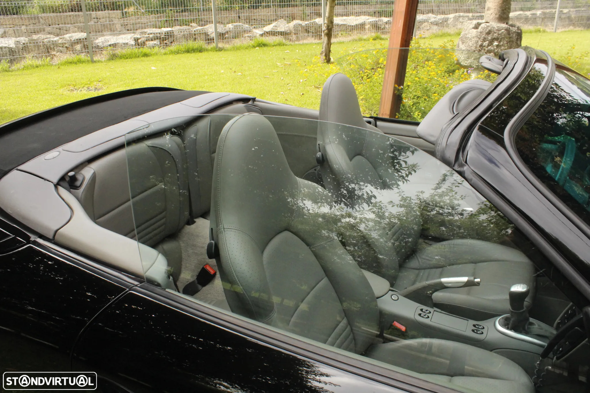 Porsche 911 (996) Carrera 4 Cabrio - 20
