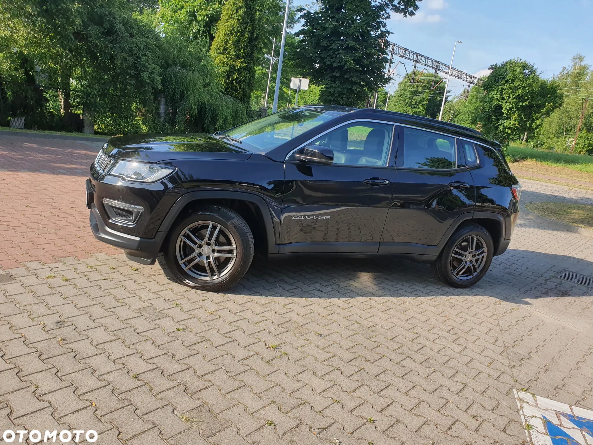 Jeep Compass 1.4 MultiAir Longitude - 22