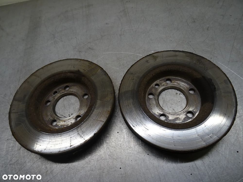 VW TRANSPORTER T5 1.9 TDI TARCZE HAMULCOWE TYŁ - 5