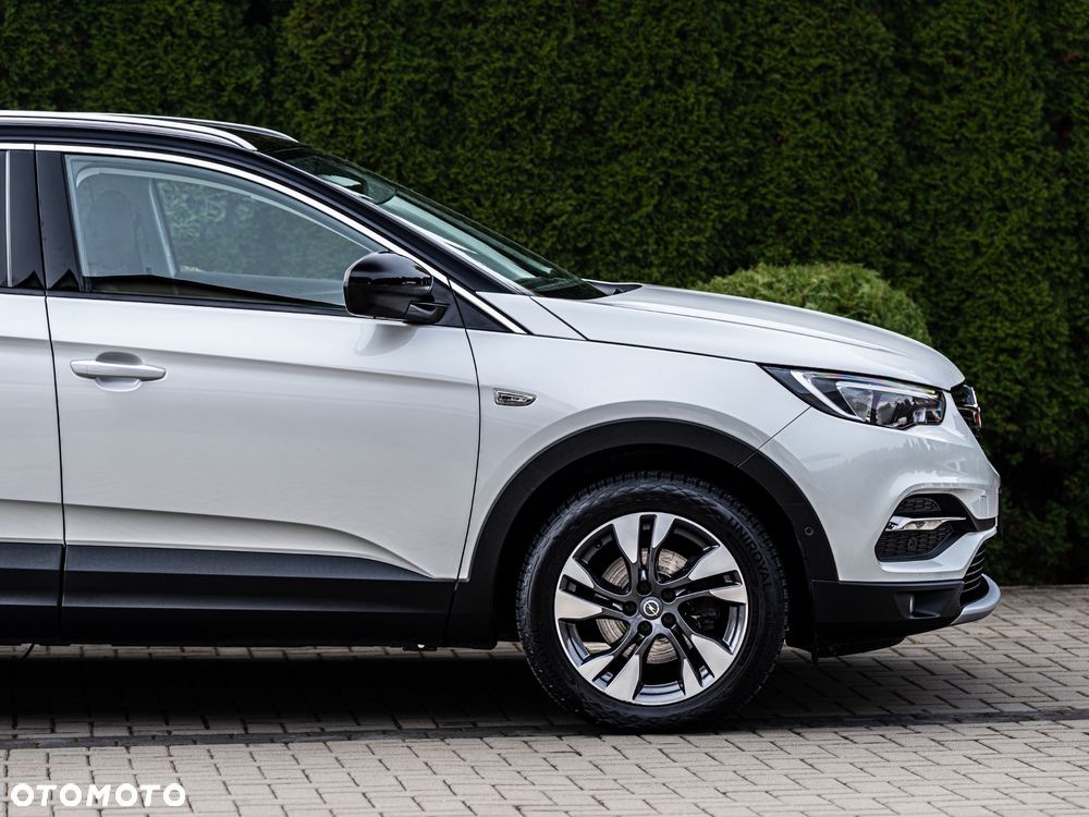 Opel Grandland X 1.2 Start/Stop Business Edition - 24