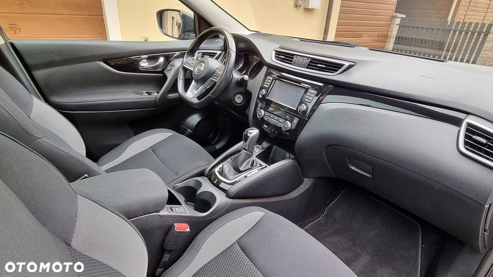 Nissan Qashqai - 12