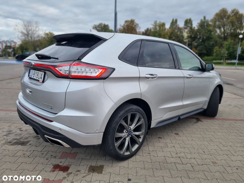 Ford Edge - 4