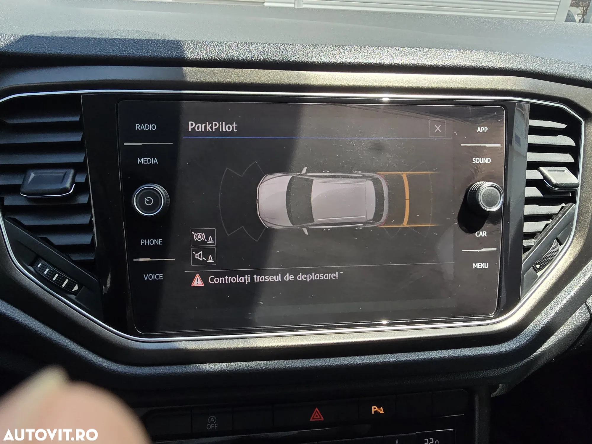 Volkswagen T-ROC 1.0 TSI Design - 13