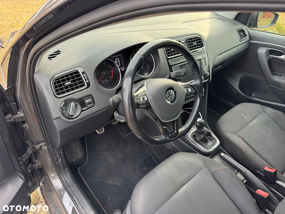 Volkswagen Polo - 15