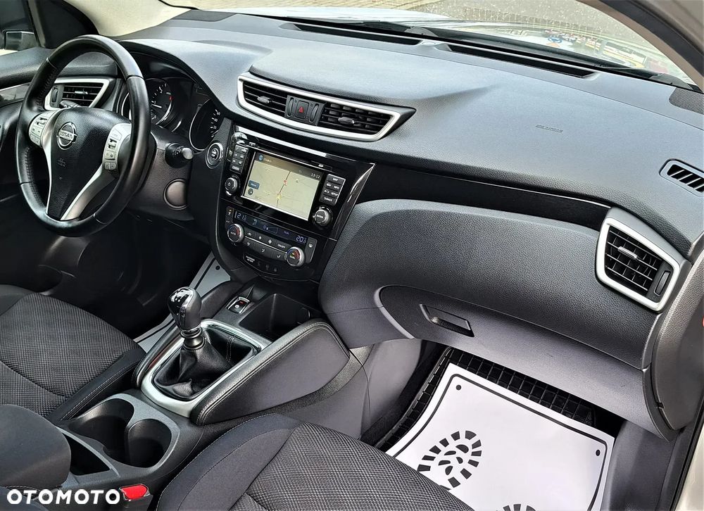 Nissan Qashqai 1.6 dCi Tekna - 24