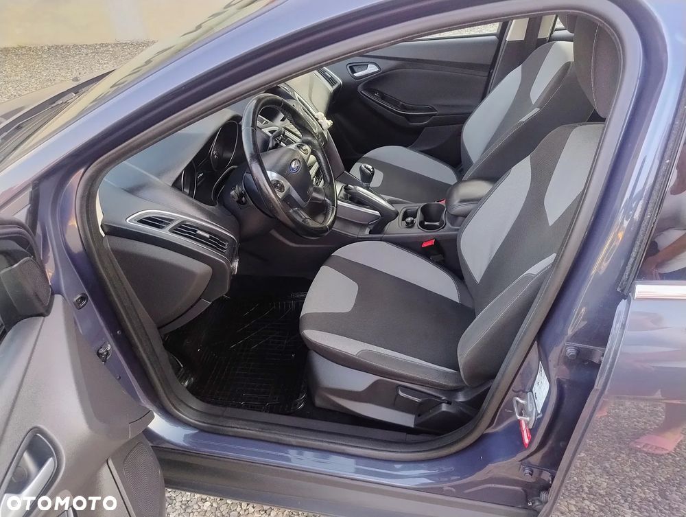 Ford Focus - 11