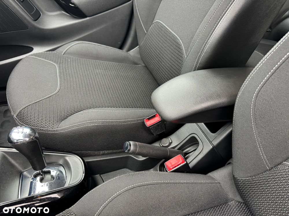Citroën C3 e-HDi 70 EGS Selection - 25