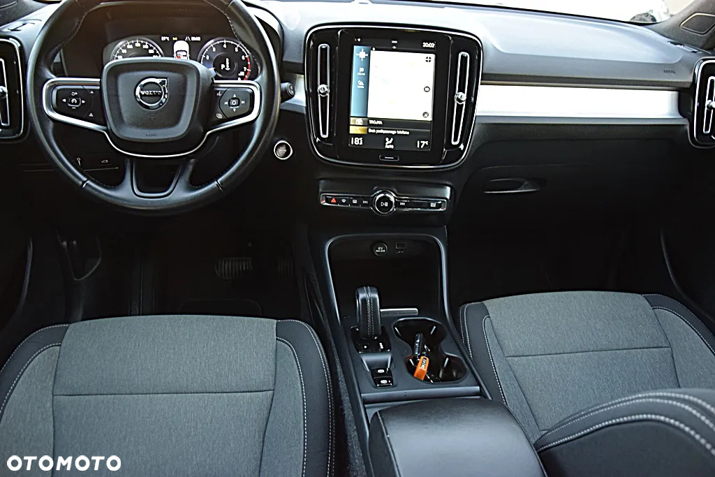 Volvo XC 40 T2 Plus Bright - 13