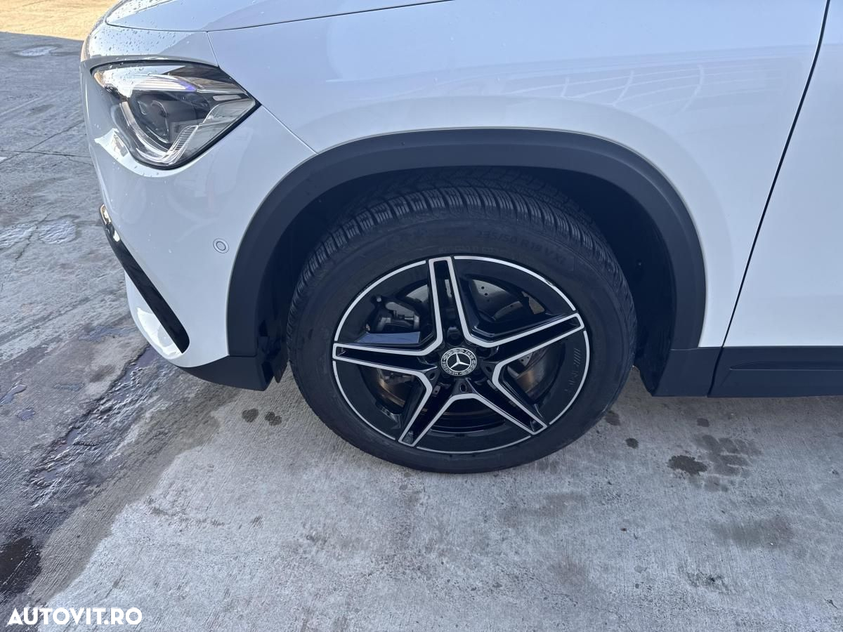 Mercedes-Benz GLA 250 e - 17
