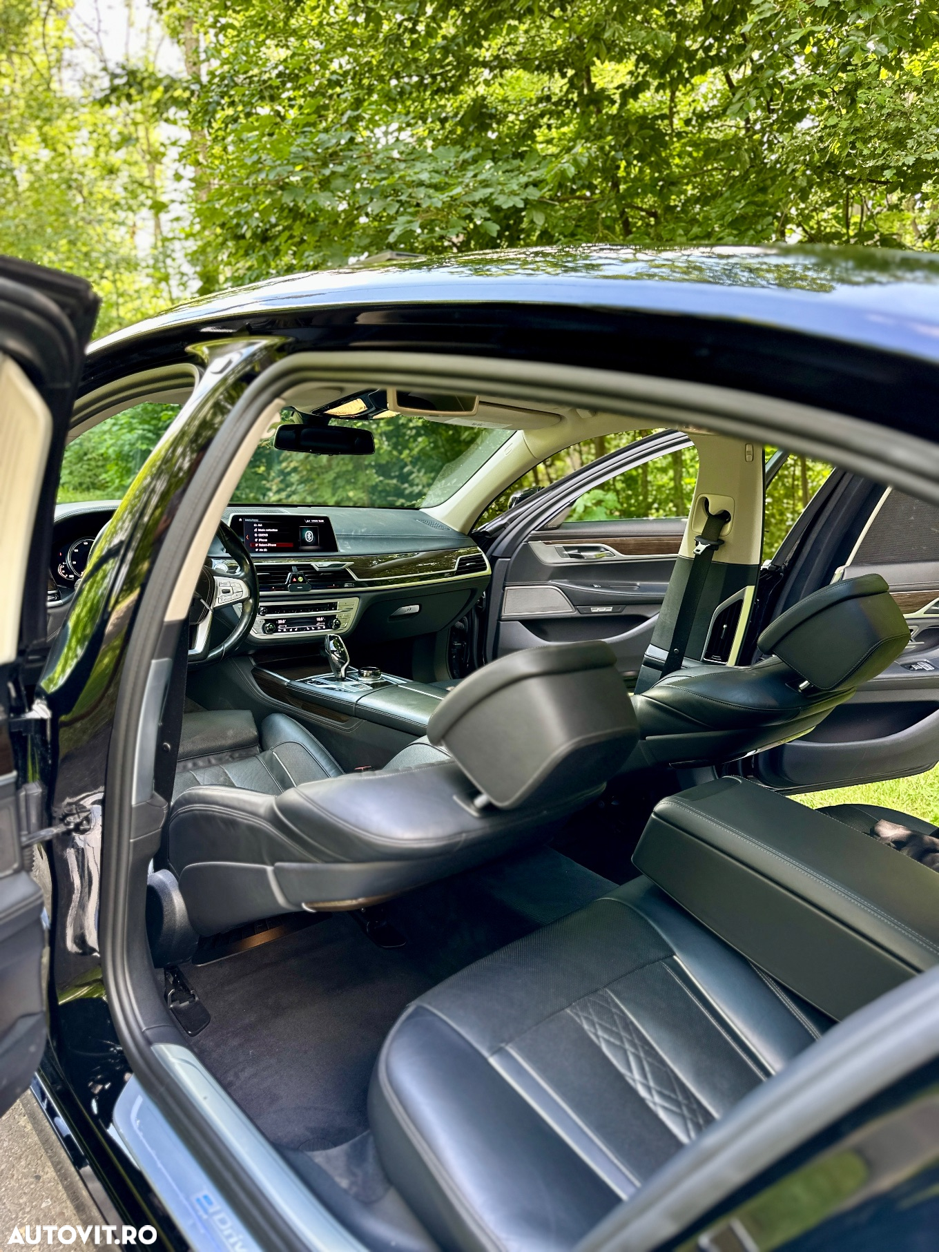 BMW Seria 7 - 16