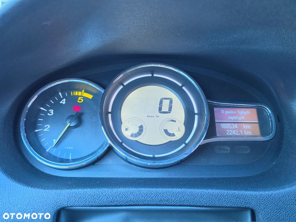 Renault Megane 1.9 dCi Privilege - 12
