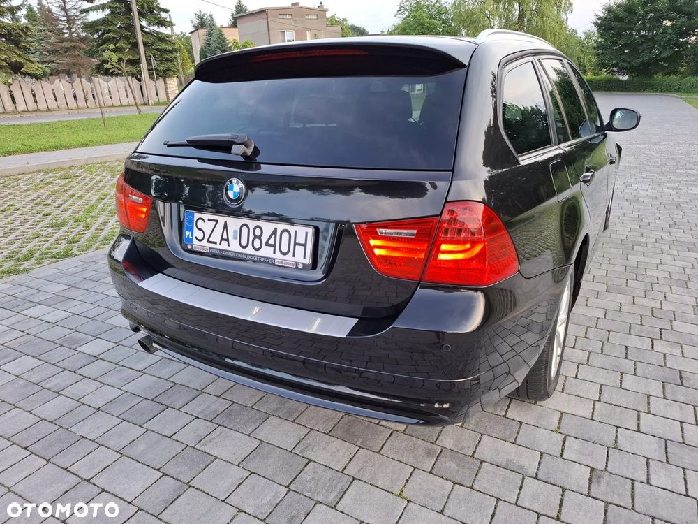 BMW Seria 3 318i - 7