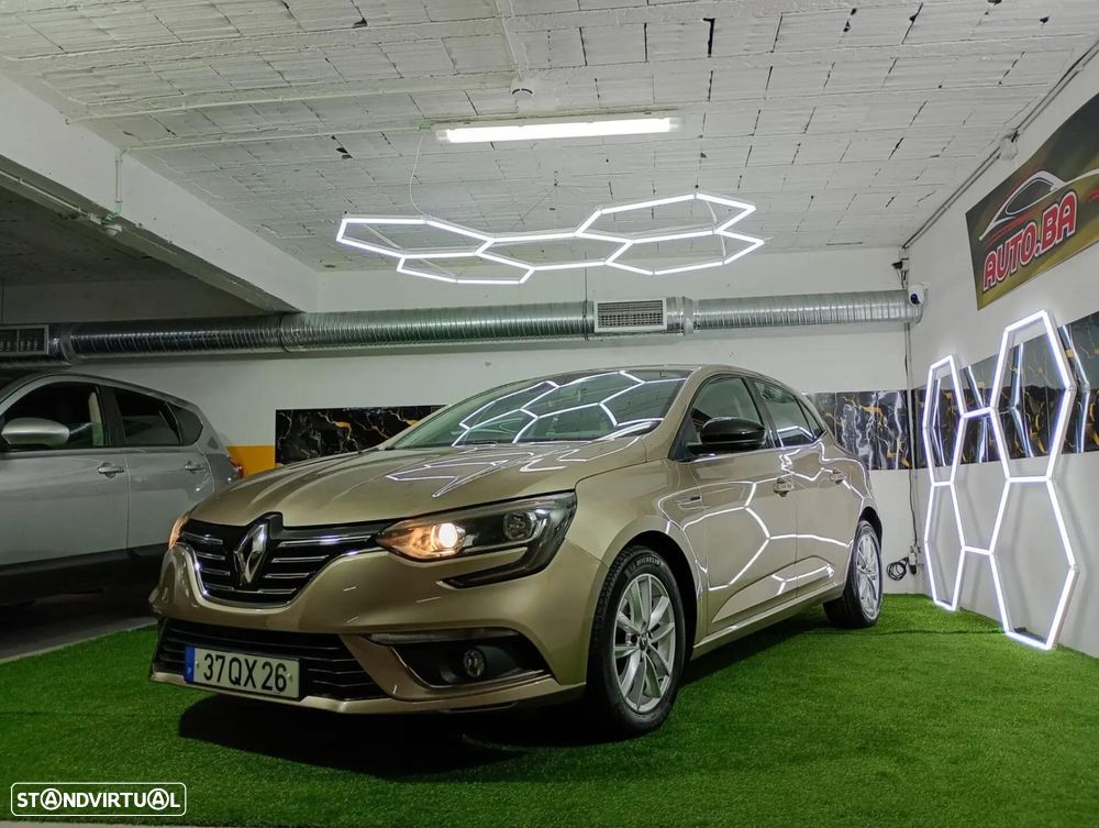 Renault Mégane - 4
