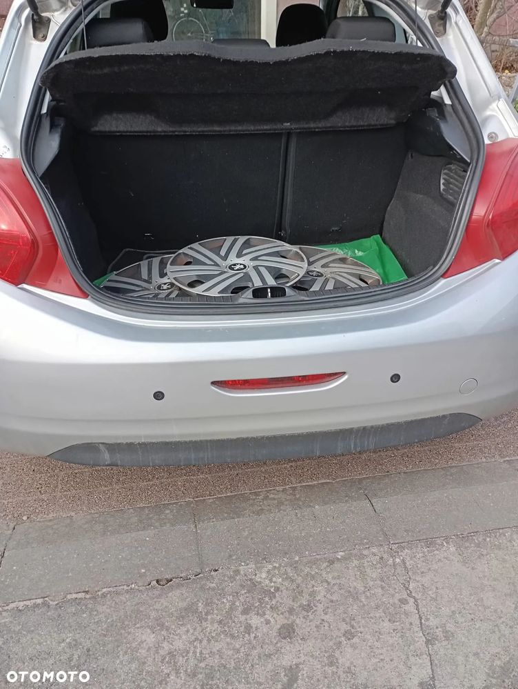 Peugeot 208 1.4 VTi Active - 9