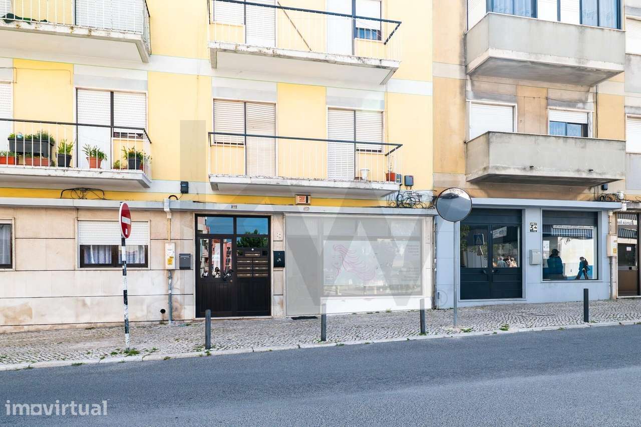 ARRENDAMENTO LOJA COM 55 M2 - ALTO DO SEIXALINHO - BARREIRO - Grande imagem: 4/6