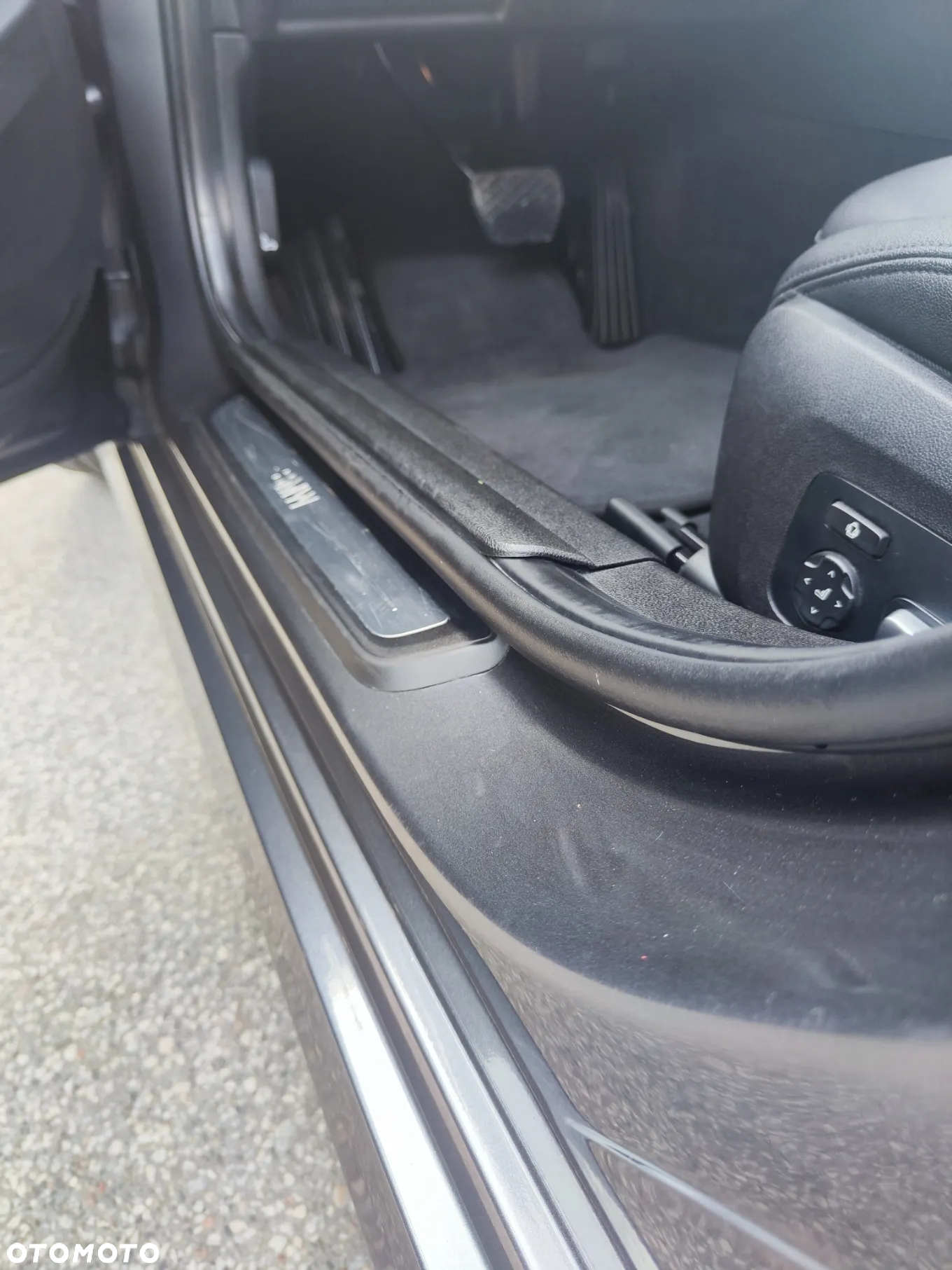 BMW Seria 3 330i Sport Line - 17