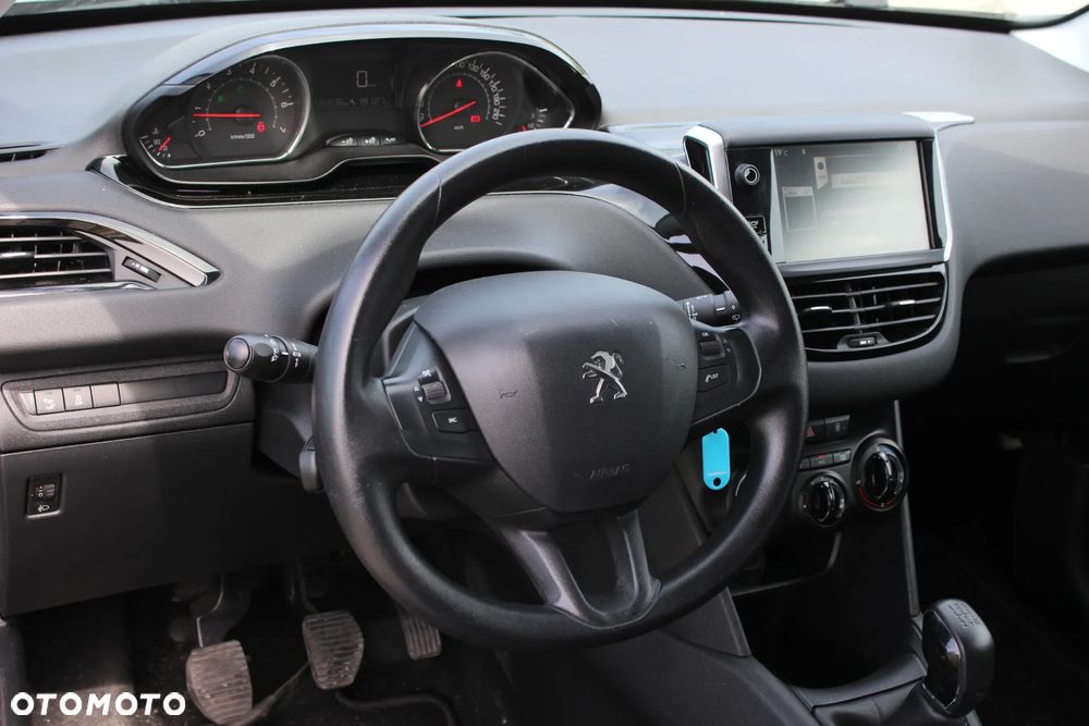 Peugeot 208 PureTech 82 Active - 12