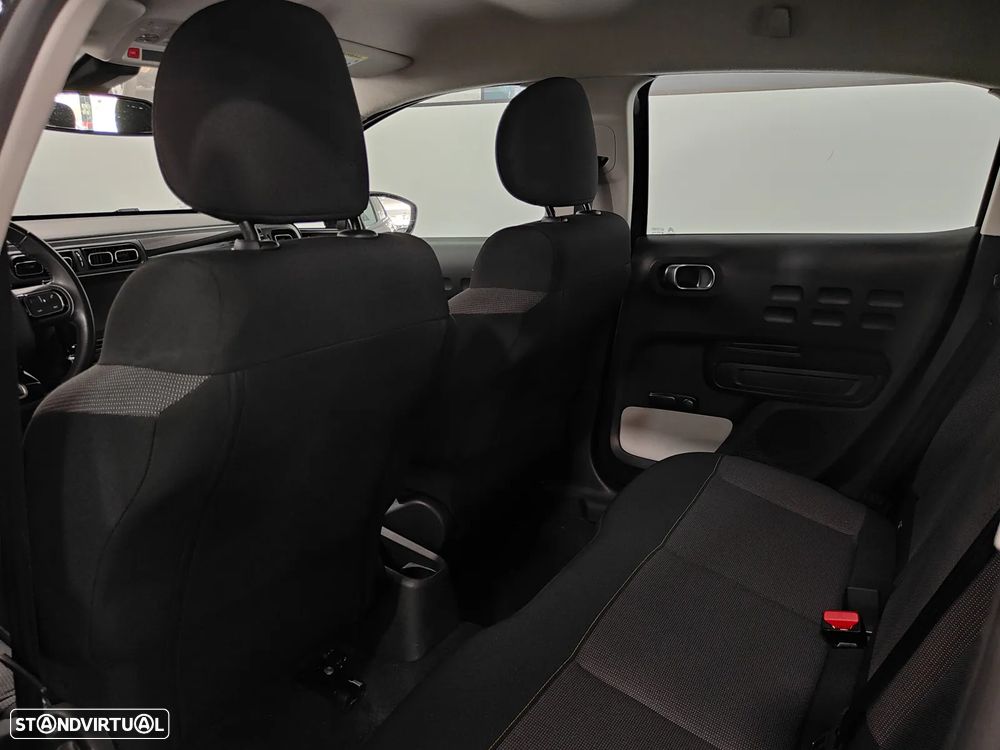 Citroën C3 1.2 PureTech Shine EAT6 - 32