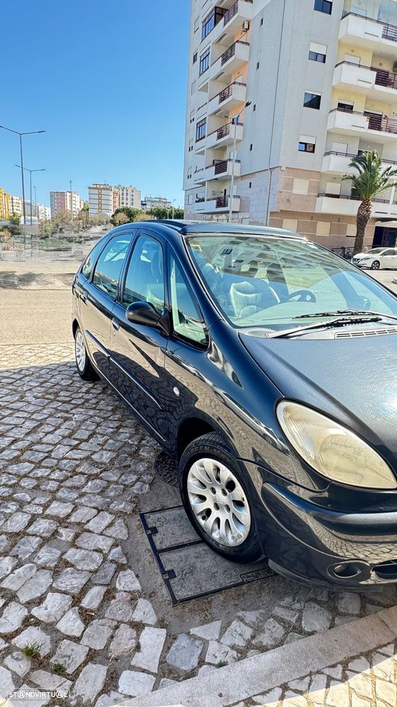 Citroën Xsara Picasso 1.6 Exclusive - 1