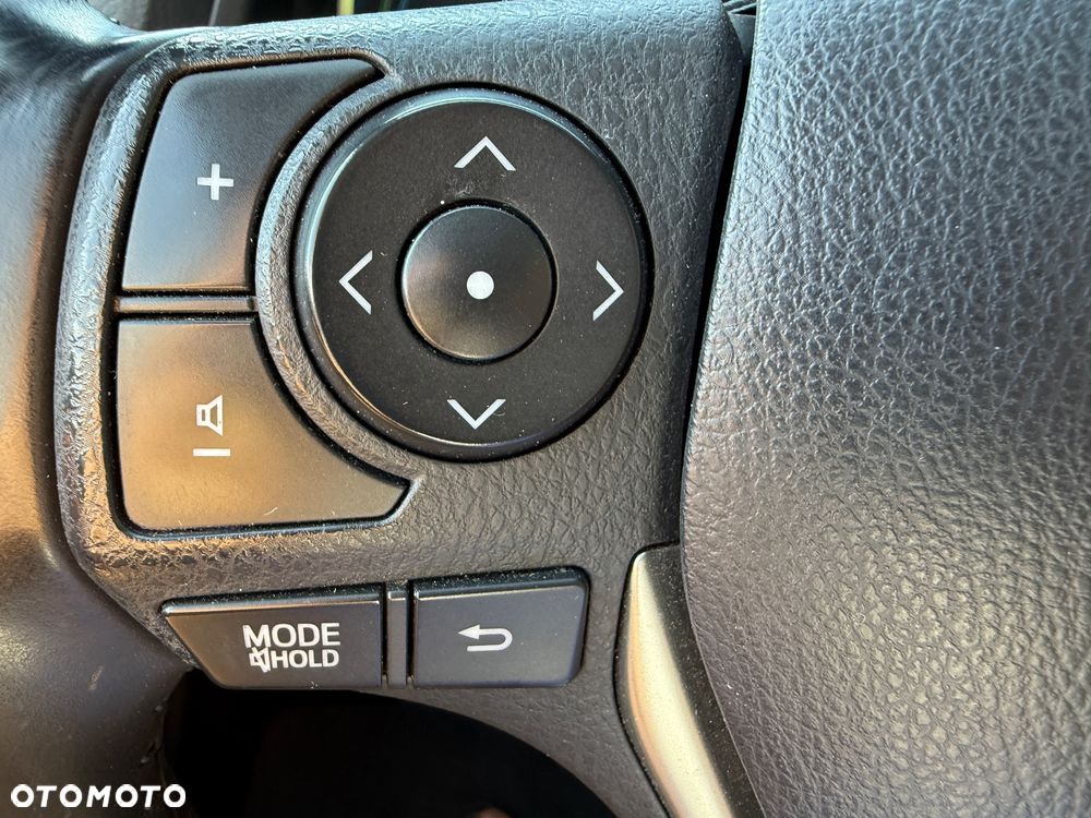 Toyota Auris Hybrid 135 Premium - 28