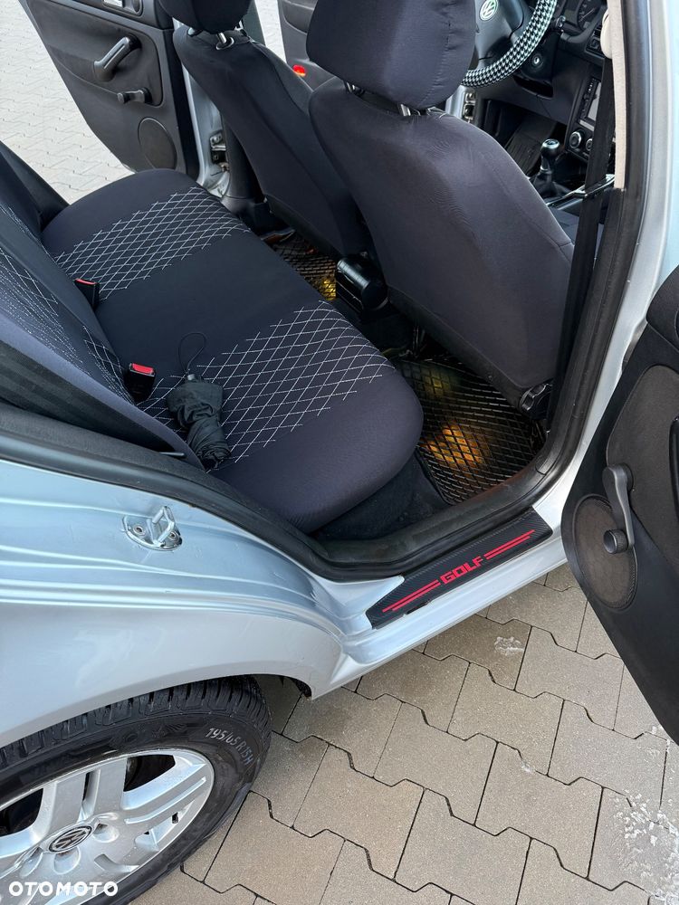 Volkswagen Golf 1.9 TDI Comfortline - 23