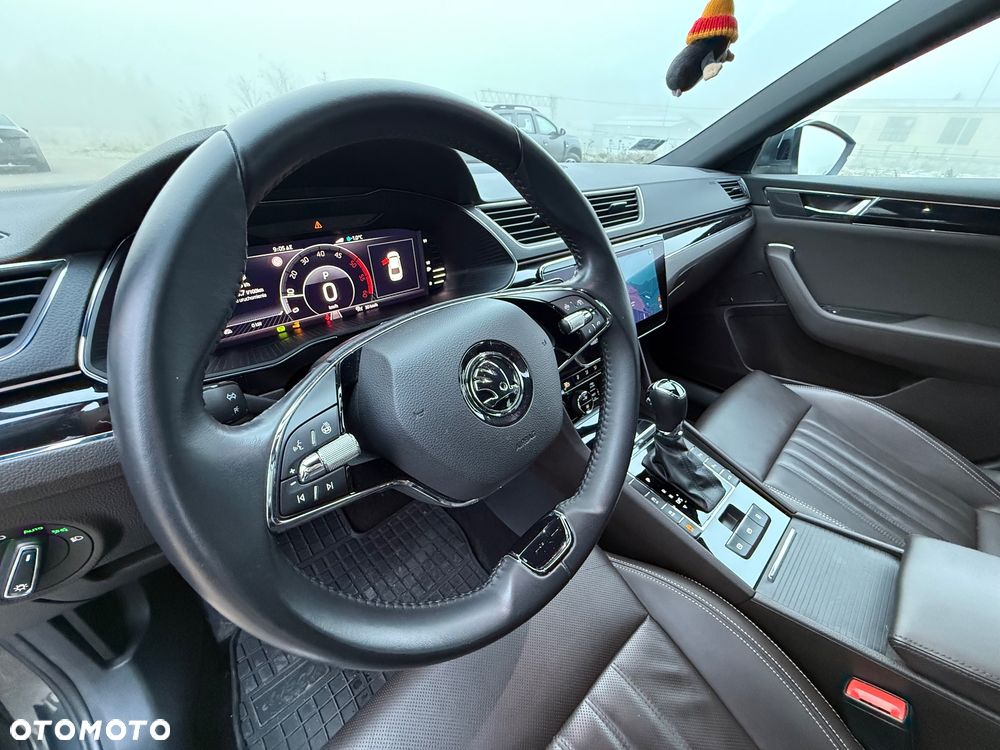 Skoda Superb 2.0 TDI SCR L&K DSG - 12