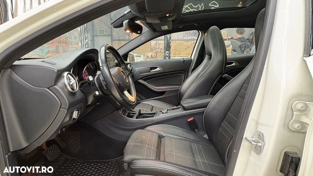 Mercedes-Benz GLA 200 d 4MATIC Aut. - 23