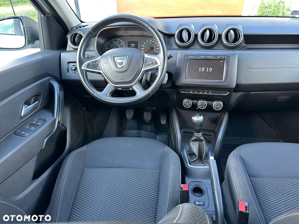 Dacia Duster 1.6 SCe Laureate S&S - 13