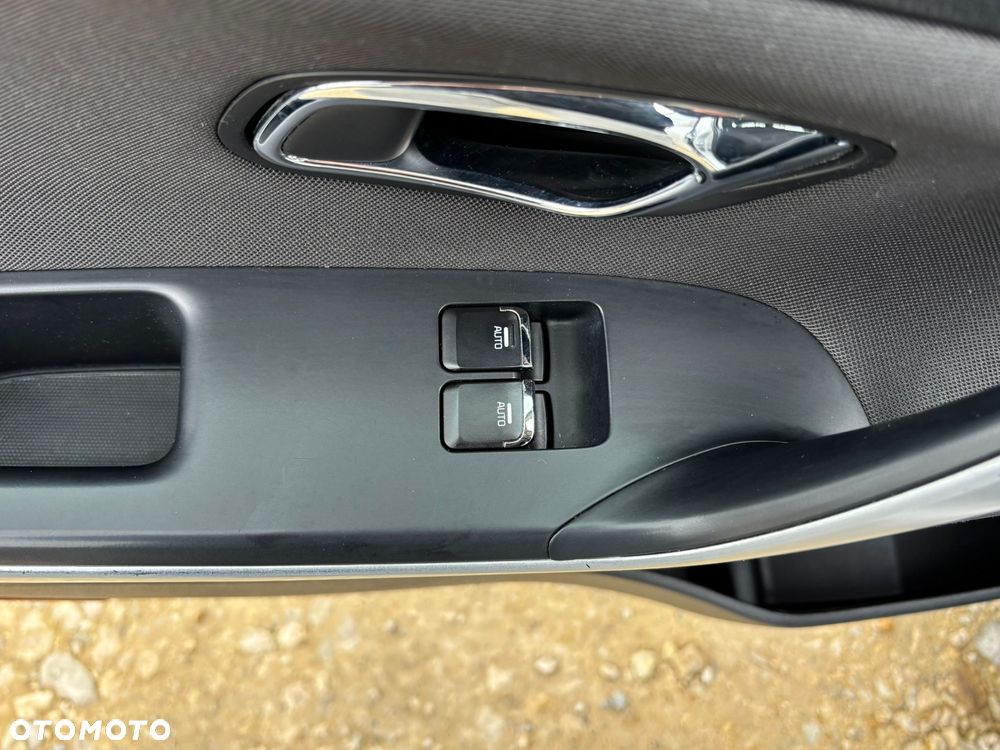 Kia Ceed 1.4 CRDi M - 27