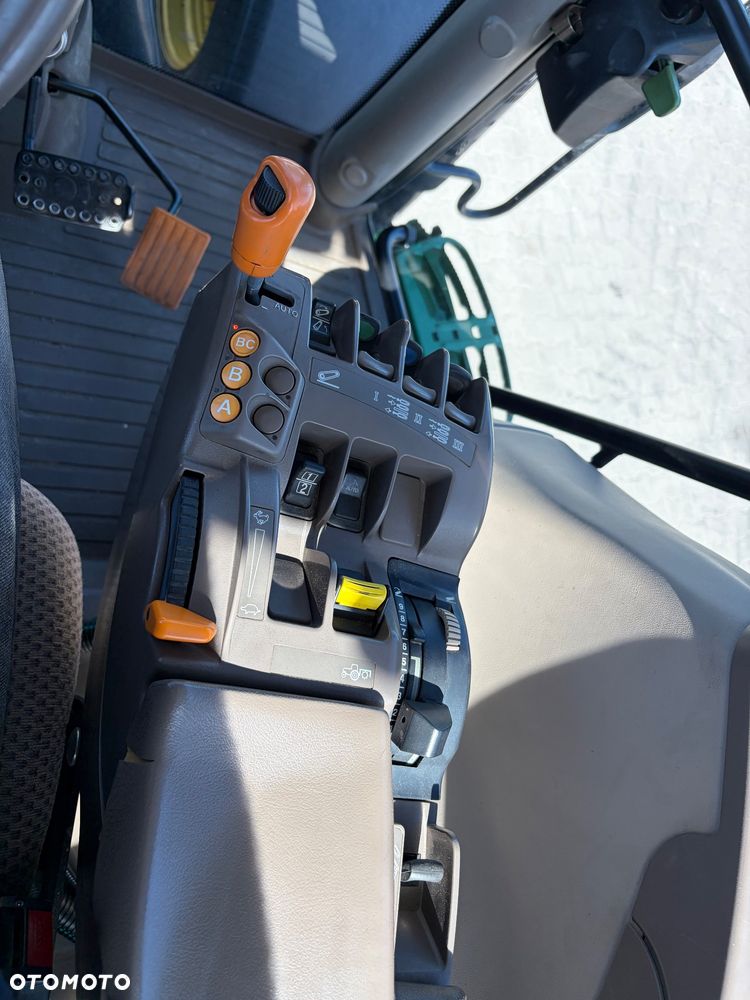 John Deere 6190 - 8