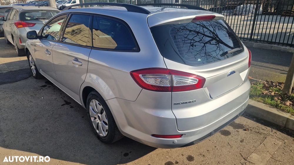 Ford Mondeo - 7