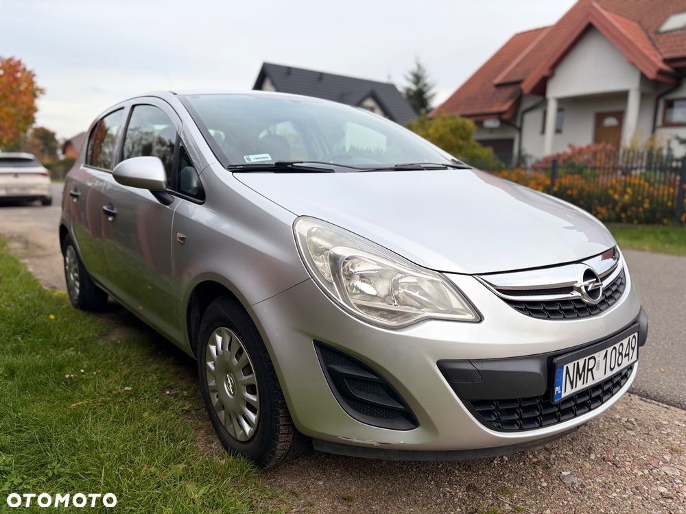Opel Corsa 1.2 16V Edition / Active - 3