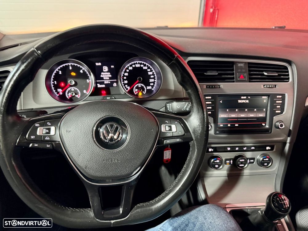 VW Golf Variant 1.6 TDi BlueMotion Confortline - 25