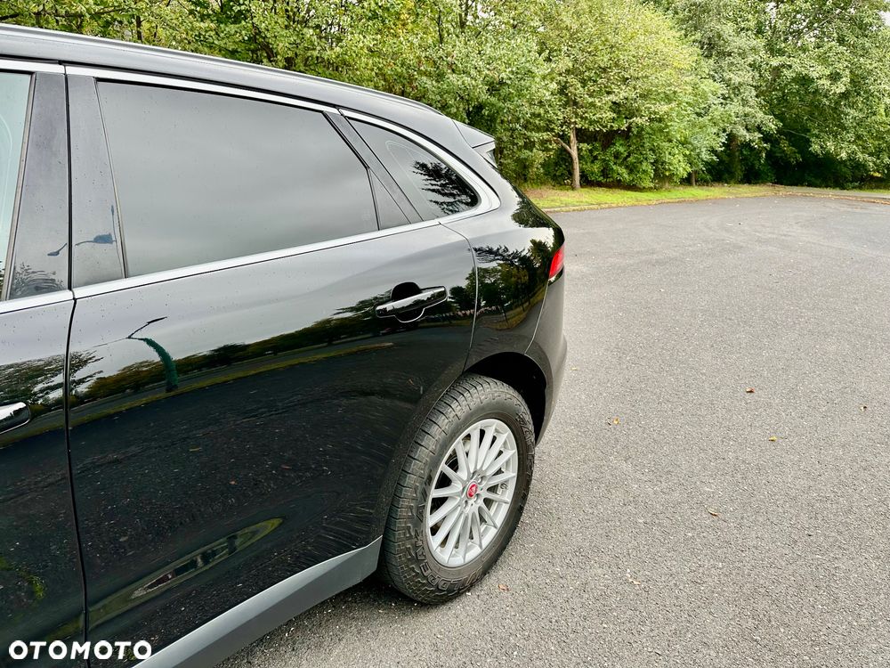 Jaguar F-Pace 2.0 i4D AWD Prestige - 16