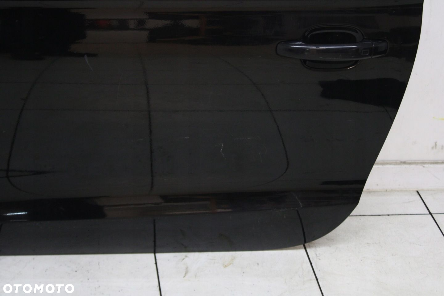 AUDI A1 I 8X 3D 2010R- DRZWI LEWY PRZÓD LEWE PRZEDNIE LY9B - KOD LAKIERU - 6