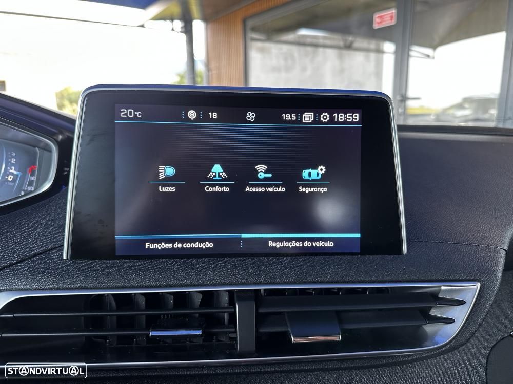 Peugeot 5008 1.5 BlueHDi Allure EAT8 - 31