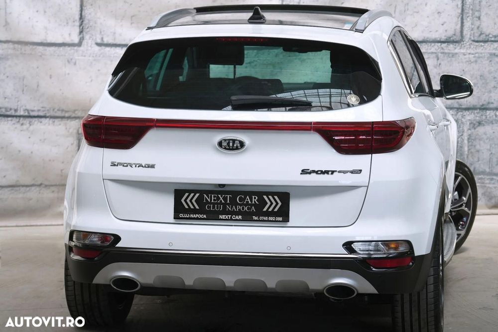 Kia Sportage 2.0 CRDI AWD Eco-Dynamics+ (48V M-H) Aut. GT LINE - 4