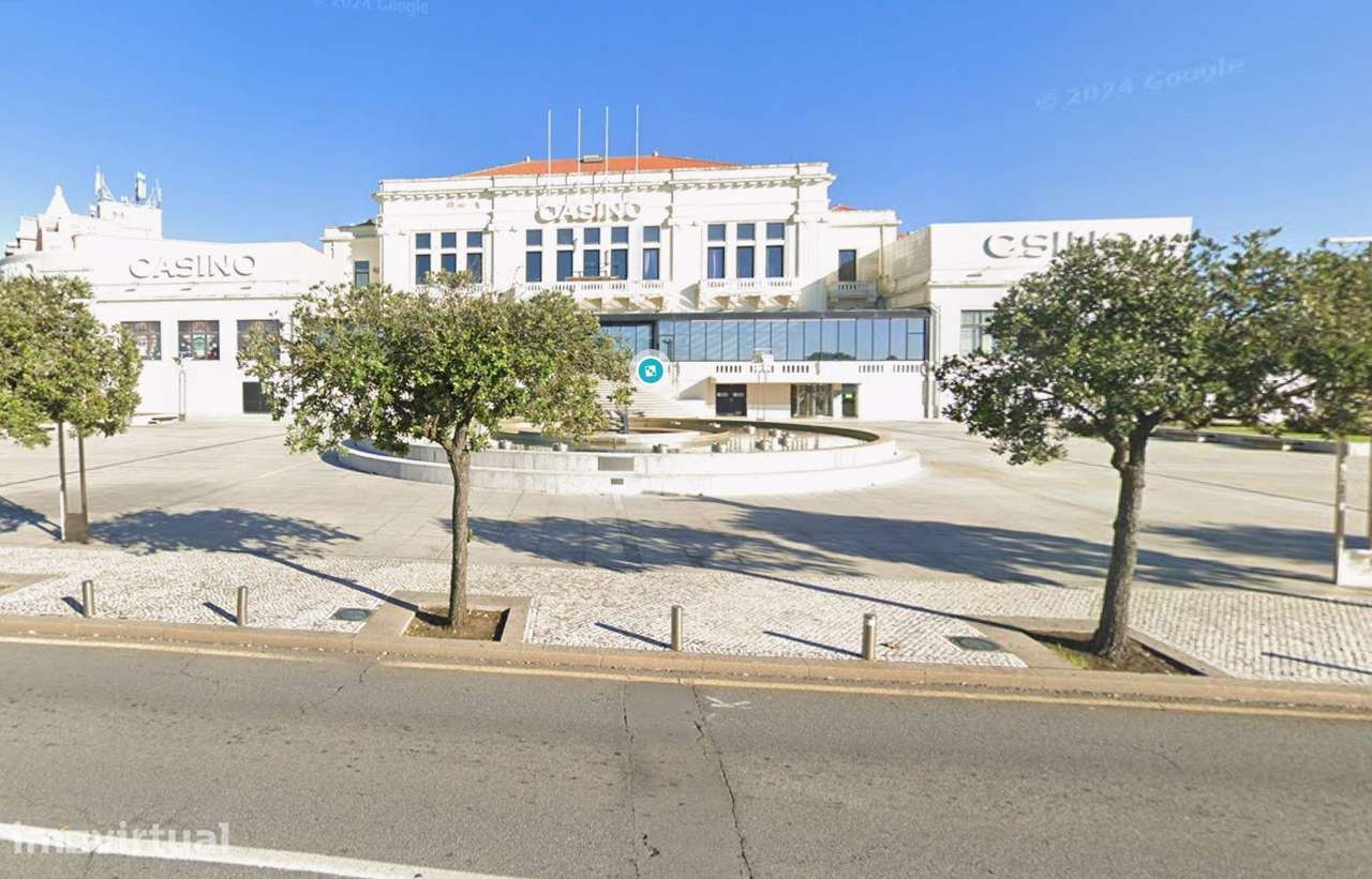Moradia Centenária (Rua da Junqueira) + Moradia (Rua Tenente Valadim) - Grande imagem: 5/9
