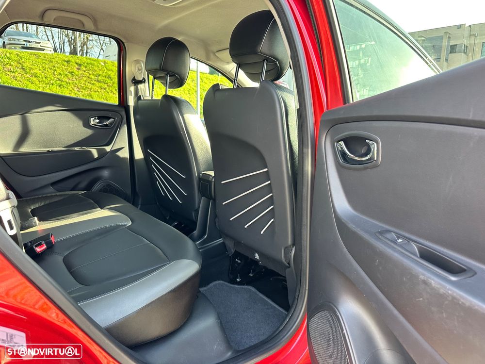 Renault Captur dCi 90 EDC Helly Hansen - 30