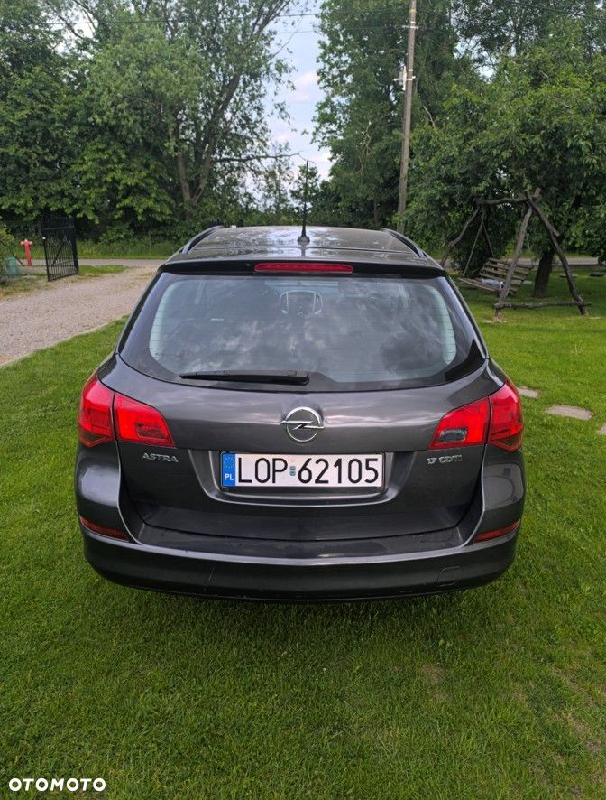 Opel Astra 1.7 CDTI Cosmo - 4