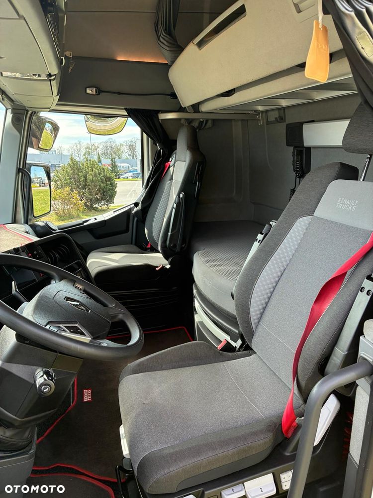 Renault T480 TC HIGH Sleeper Cab - 15