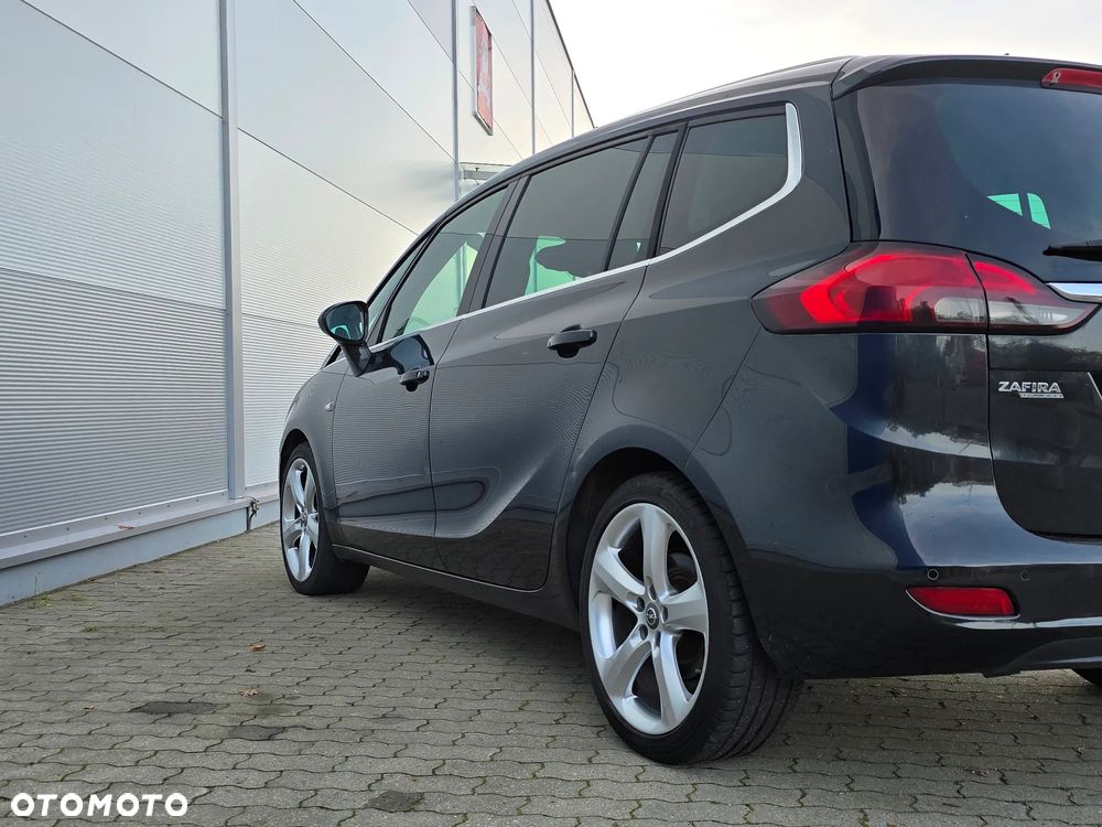 Opel Zafira 2.0 CDTI Cosmo - 25