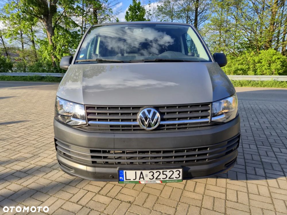Volkswagen Transporter Lang - 22