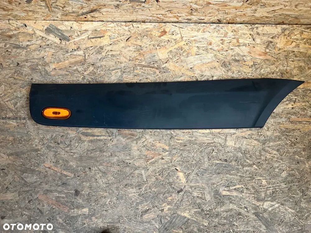 MERCEDES SPRINTER W906 listwa boczna prawy tył A9066901682