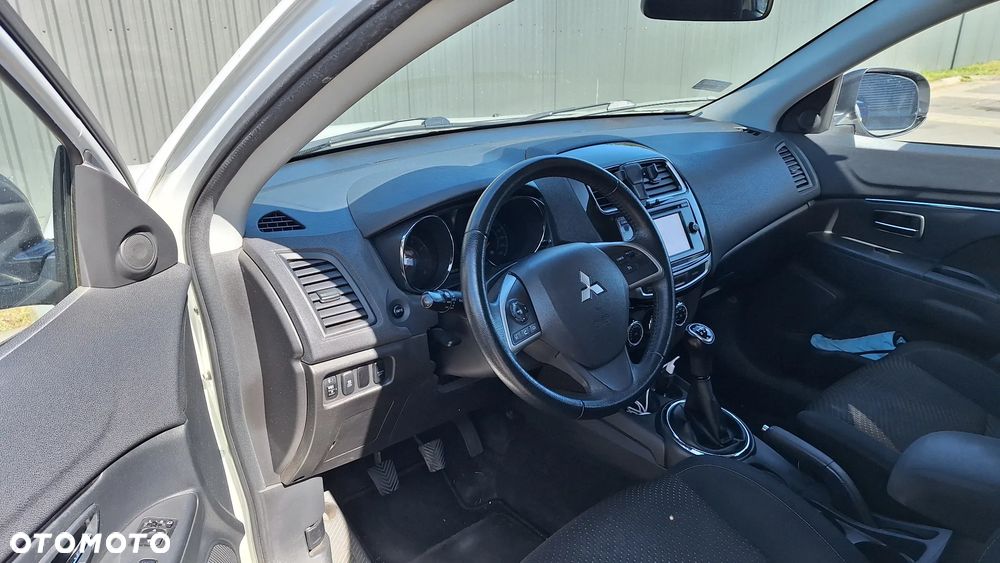 Mitsubishi ASX 1.6 Inform EU6 - 2