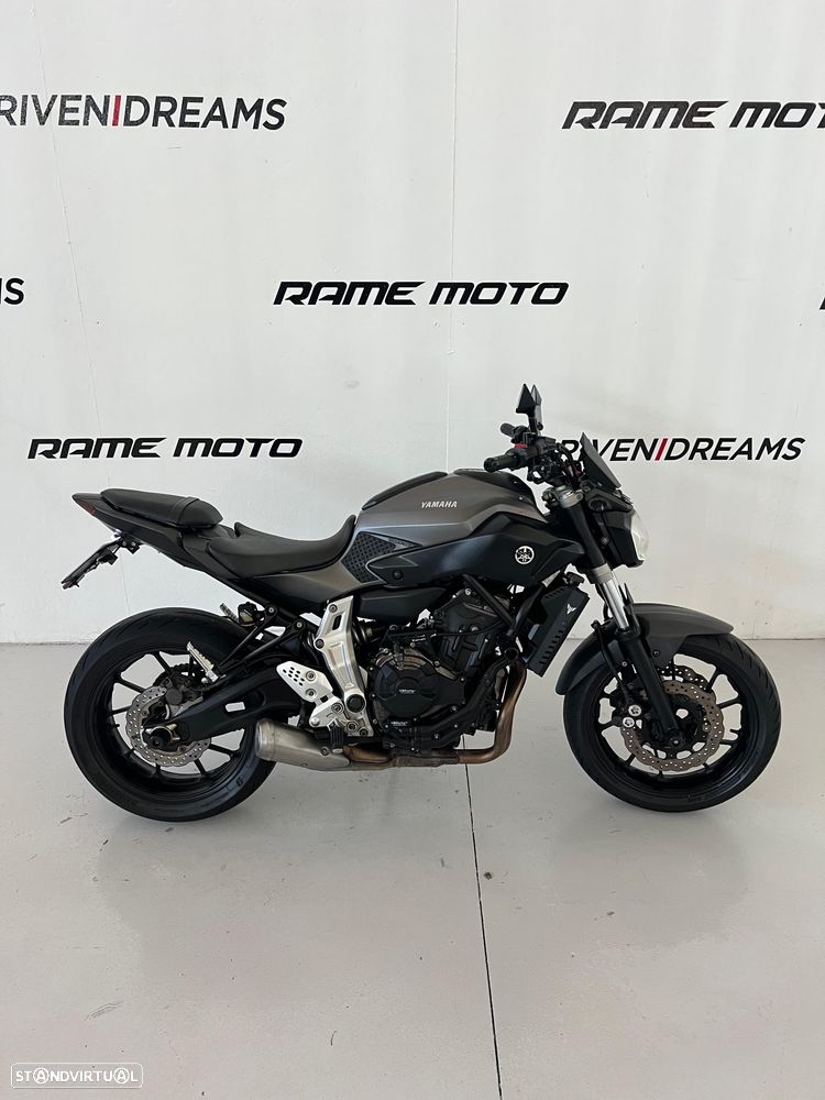 Yamaha MT-07 - 2