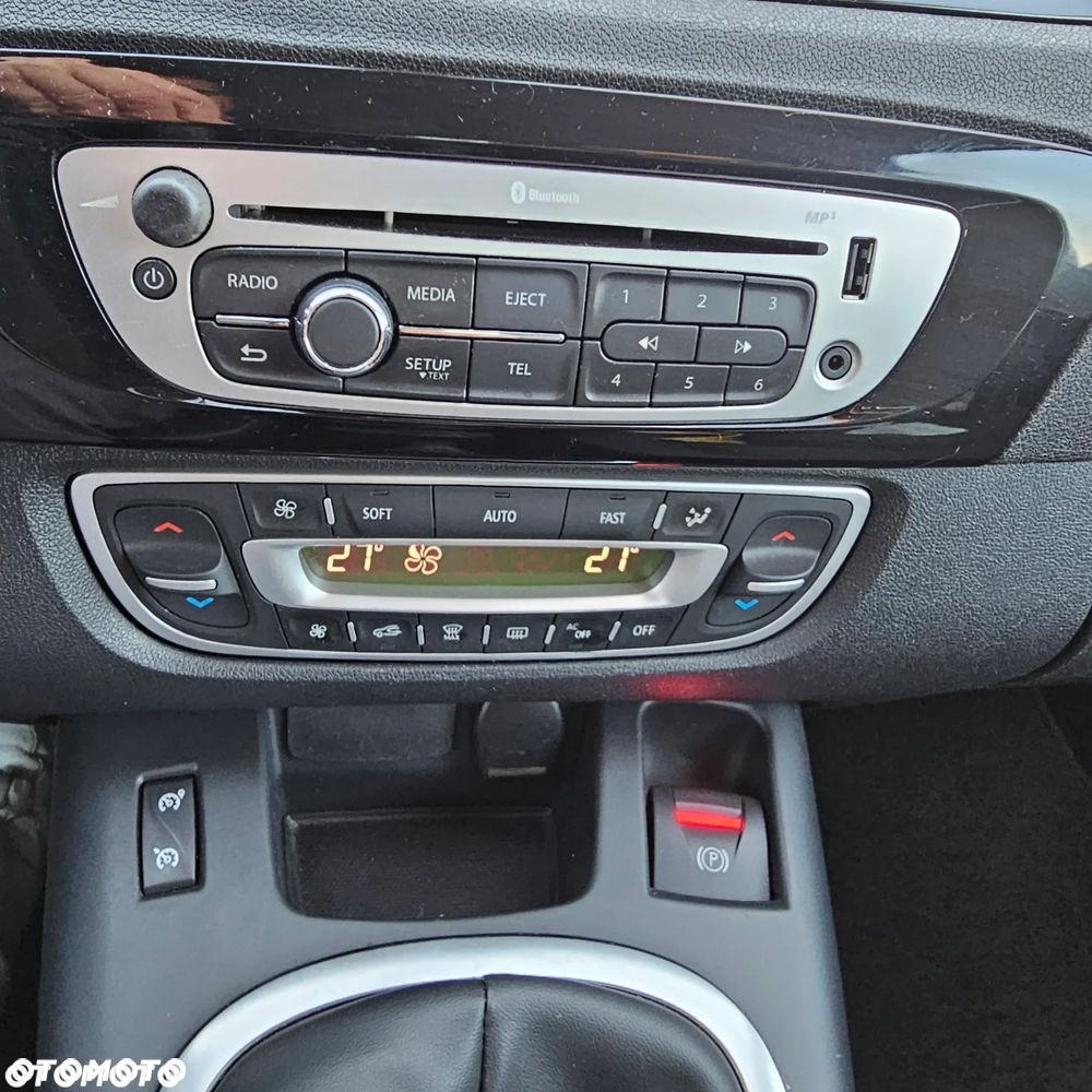 Renault Scenic Energy TCe 130 S&S Xmod Bose Edition - 17