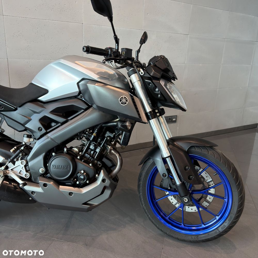 Yamaha MT - 5