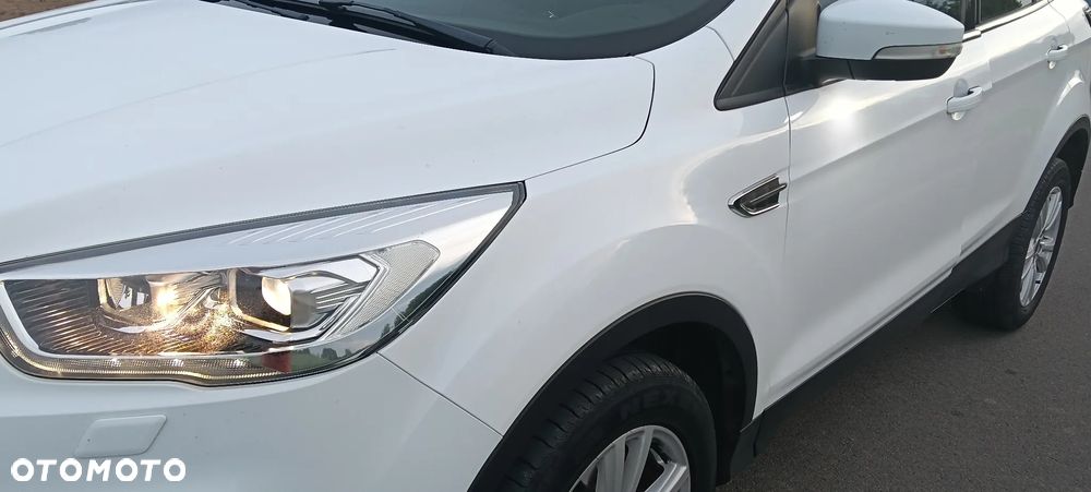 Ford Kuga - 22